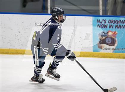 Thumbnail 3 in Concord vs Exeter (Brian C. Stone Christmas Tournament) photogallery.