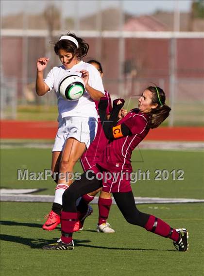 Thumbnail 2 in Pearland vs Bellaire (Pearland Soccer Classic) photogallery.