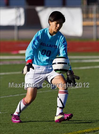Thumbnail 1 in Pearland vs Bellaire (Pearland Soccer Classic) photogallery.