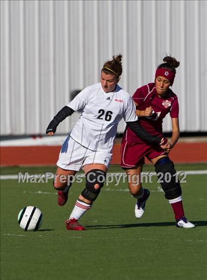 Thumbnail 3 in Pearland vs Bellaire (Pearland Soccer Classic) photogallery.