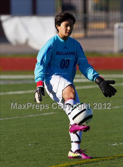 Thumbnail 3 in Pearland vs Bellaire (Pearland Soccer Classic) photogallery.