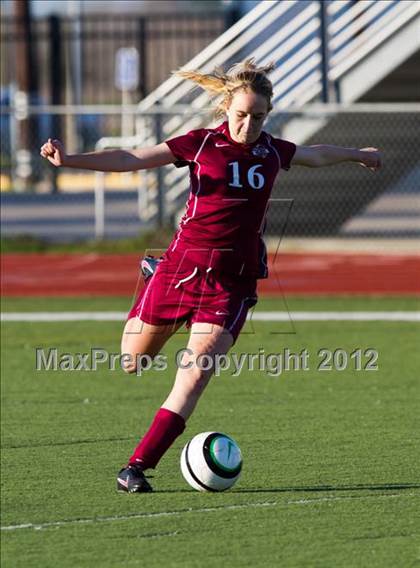 Thumbnail 2 in Pearland vs Bellaire (Pearland Soccer Classic) photogallery.
