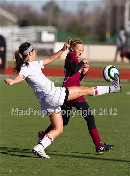 Thumbnail 3 in Pearland vs Bellaire (Pearland Soccer Classic) photogallery.