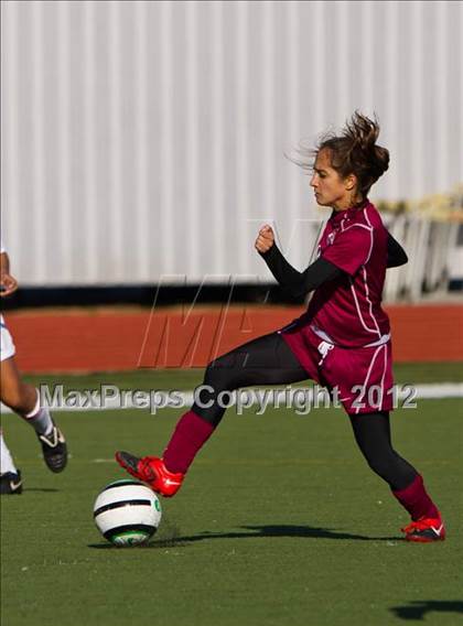 Thumbnail 3 in Pearland vs Bellaire (Pearland Soccer Classic) photogallery.