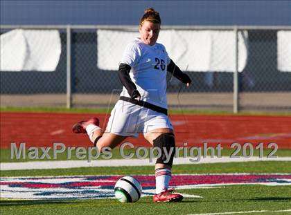Thumbnail 3 in Pearland vs Bellaire (Pearland Soccer Classic) photogallery.