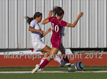 Thumbnail 1 in Pearland vs Bellaire (Pearland Soccer Classic) photogallery.