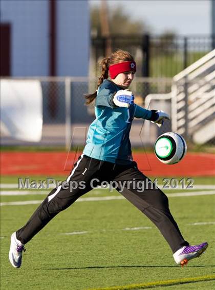 Thumbnail 3 in Pearland vs Bellaire (Pearland Soccer Classic) photogallery.