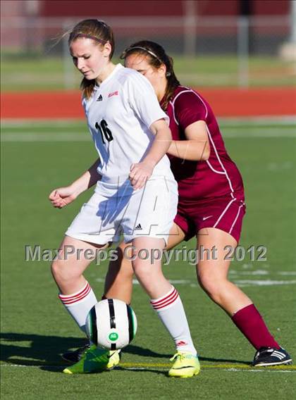 Thumbnail 1 in Pearland vs Bellaire (Pearland Soccer Classic) photogallery.
