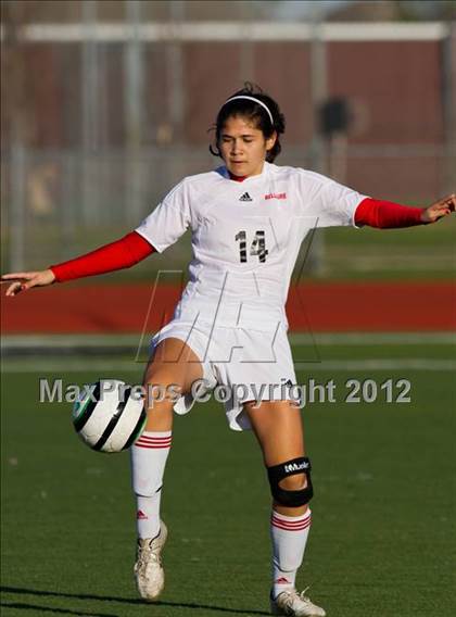 Thumbnail 3 in Pearland vs Bellaire (Pearland Soccer Classic) photogallery.