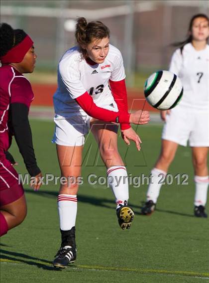 Thumbnail 3 in Pearland vs Bellaire (Pearland Soccer Classic) photogallery.