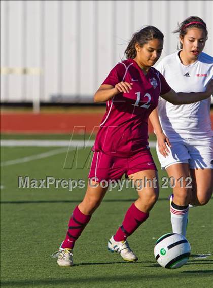 Thumbnail 1 in Pearland vs Bellaire (Pearland Soccer Classic) photogallery.