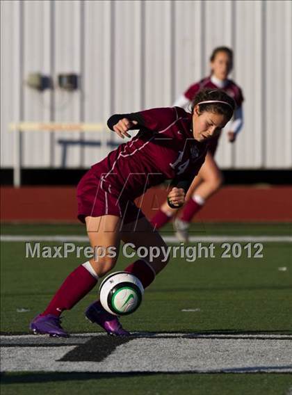 Thumbnail 1 in Pearland vs Bellaire (Pearland Soccer Classic) photogallery.