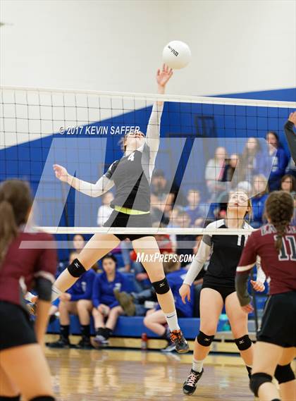 Thumbnail 2 in Flagler/Hi-Plains vs. Pikes Peak Christian photogallery.
