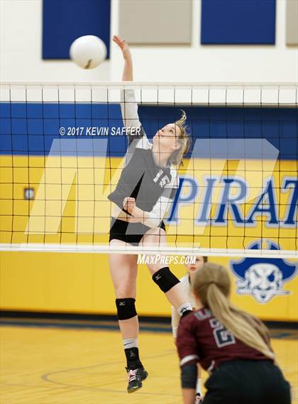 Thumbnail 1 in Flagler/Hi-Plains vs. Pikes Peak Christian photogallery.