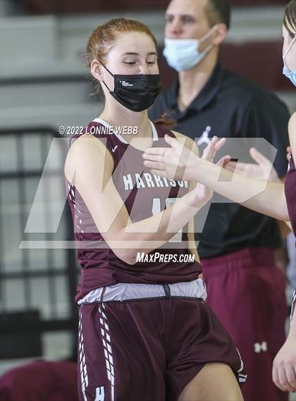 Thumbnail 3 in Harrison vs Albertus Magnus (Slam Dunk Showcase) photogallery.