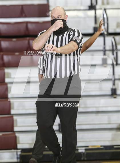 Thumbnail 1 in Harrison vs Albertus Magnus (Slam Dunk Showcase) photogallery.