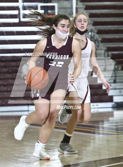 Thumbnail 1 in Harrison vs Albertus Magnus (Slam Dunk Showcase) photogallery.
