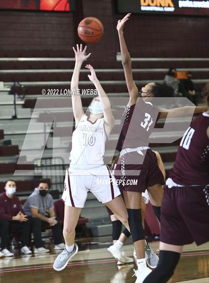 Thumbnail 2 in Harrison vs Albertus Magnus (Slam Dunk Showcase) photogallery.