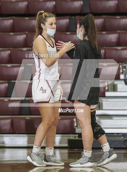 Thumbnail 2 in Harrison vs Albertus Magnus (Slam Dunk Showcase) photogallery.
