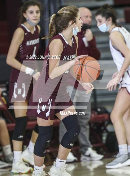 Thumbnail 2 in Harrison vs Albertus Magnus (Slam Dunk Showcase) photogallery.