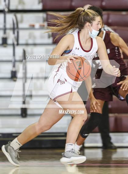 Thumbnail 2 in Harrison vs Albertus Magnus (Slam Dunk Showcase) photogallery.