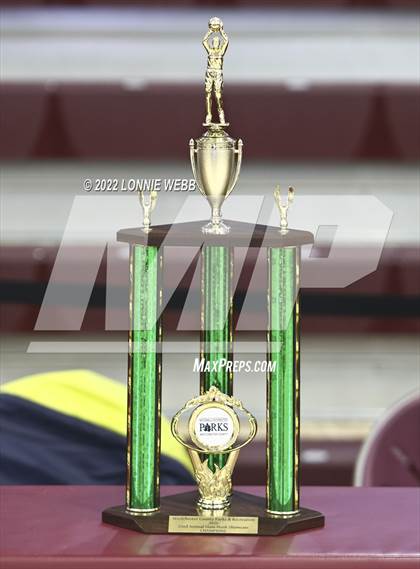 Thumbnail 2 in Harrison vs Albertus Magnus (Slam Dunk Showcase) photogallery.