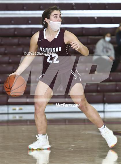 Thumbnail 3 in Harrison vs Albertus Magnus (Slam Dunk Showcase) photogallery.