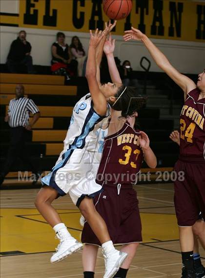 Thumbnail 2 in West Covina vs. Our Lady of Peace (So Cal Holiday Classic) photogallery.