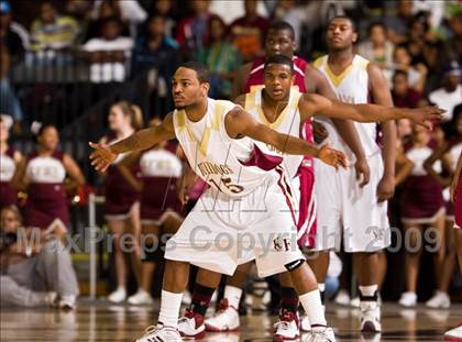 Thumbnail 1 in Petersburg vs. King's Fork (VHSL AAA Semifinal) photogallery.