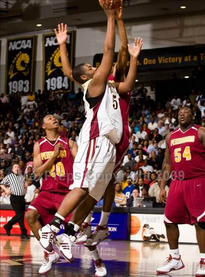 Thumbnail 3 in Petersburg vs. King's Fork (VHSL AAA Semifinal) photogallery.