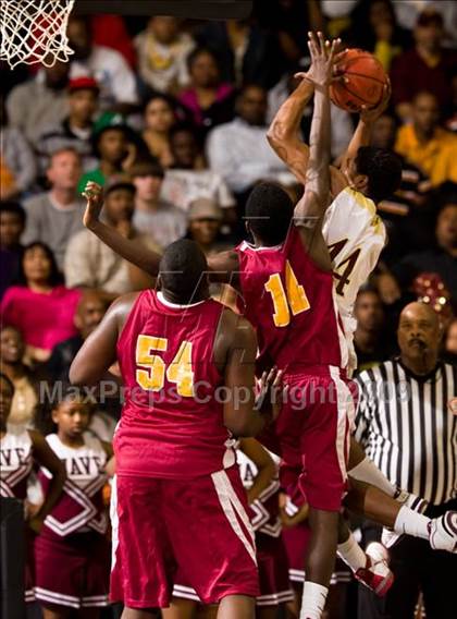 Thumbnail 2 in Petersburg vs. King's Fork (VHSL AAA Semifinal) photogallery.