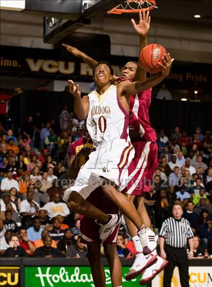 Thumbnail 3 in Petersburg vs. King's Fork (VHSL AAA Semifinal) photogallery.