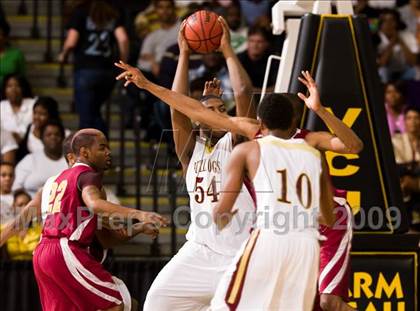 Thumbnail 3 in Petersburg vs. King's Fork (VHSL AAA Semifinal) photogallery.