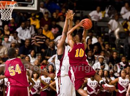 Thumbnail 1 in Petersburg vs. King's Fork (VHSL AAA Semifinal) photogallery.