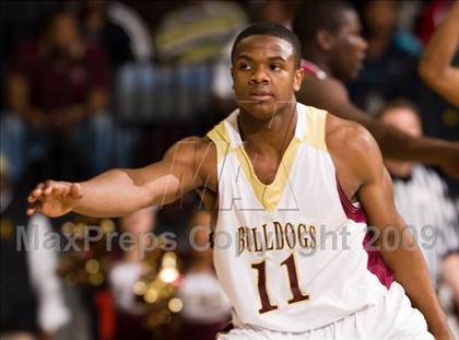 Thumbnail 2 in Petersburg vs. King's Fork (VHSL AAA Semifinal) photogallery.