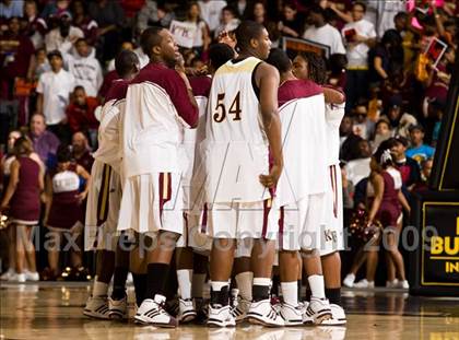 Thumbnail 1 in Petersburg vs. King's Fork (VHSL AAA Semifinal) photogallery.