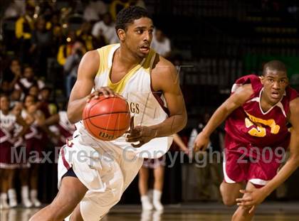 Thumbnail 2 in Petersburg vs. King's Fork (VHSL AAA Semifinal) photogallery.