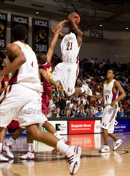 Thumbnail 3 in Petersburg vs. King's Fork (VHSL AAA Semifinal) photogallery.