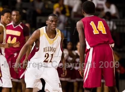 Thumbnail 2 in Petersburg vs. King's Fork (VHSL AAA Semifinal) photogallery.