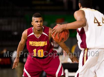 Thumbnail 1 in Petersburg vs. King's Fork (VHSL AAA Semifinal) photogallery.
