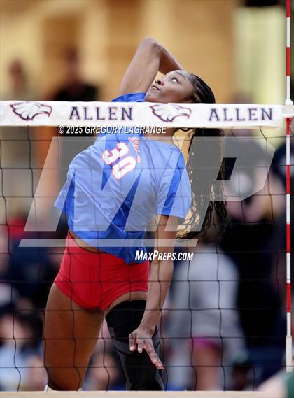 Thumbnail 3 in Prosper vs Allen photogallery.