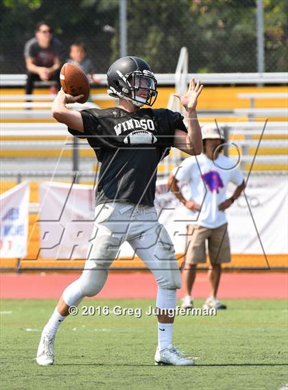 Thumbnail 2 in Windsor vs Galileo (scrimmage) photogallery.