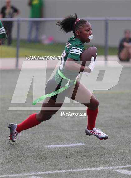 Thumbnail 2 in Smoky Hill vs Valor Christian photogallery.