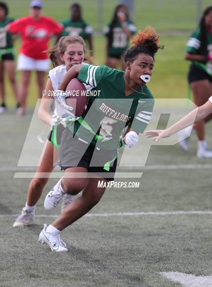 Thumbnail 3 in Smoky Hill vs Valor Christian photogallery.