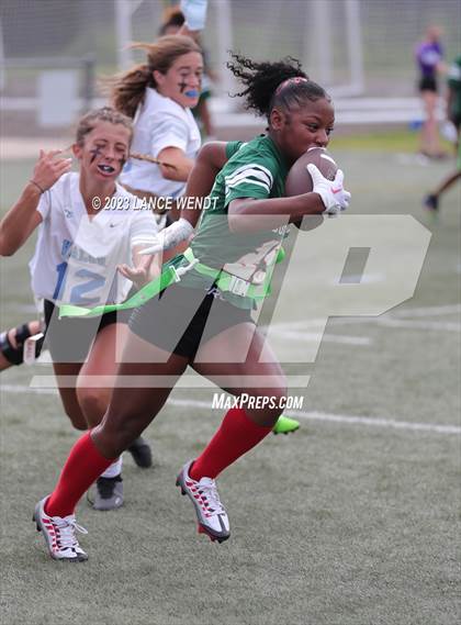 Thumbnail 2 in Smoky Hill vs Valor Christian photogallery.