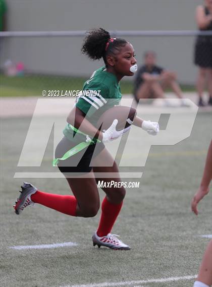 Thumbnail 3 in Smoky Hill vs Valor Christian photogallery.