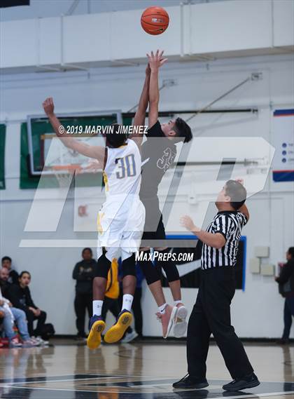 Thumbnail 2 in Poly vs. Roybal (CIF LACS Division III Final) photogallery.