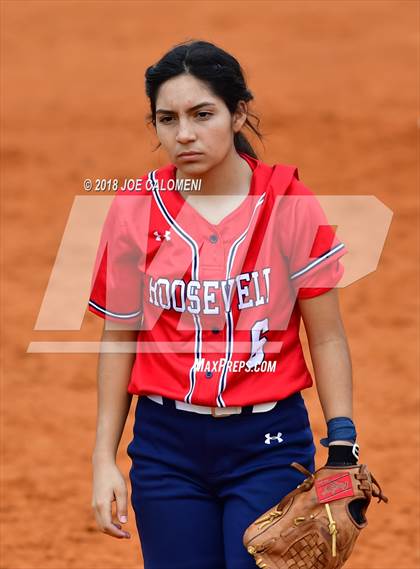 Thumbnail 3 in Roosevelt [Theodore] vs Houston [Sam] (SAISD Softball Tournament) photogallery.