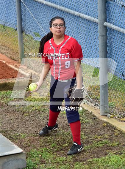 Thumbnail 3 in Roosevelt [Theodore] vs Houston [Sam] (SAISD Softball Tournament) photogallery.