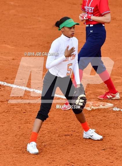 Thumbnail 3 in Roosevelt [Theodore] vs Houston [Sam] (SAISD Softball Tournament) photogallery.